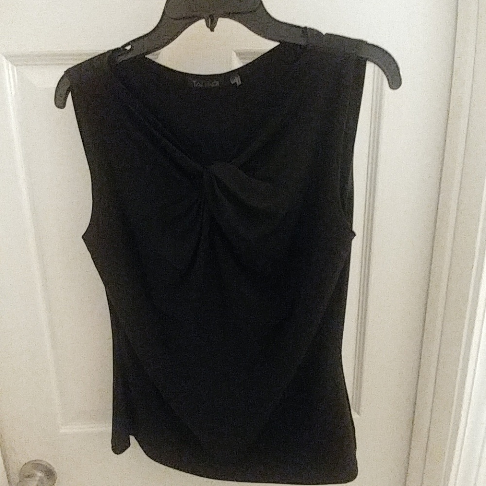 Tahari blouse